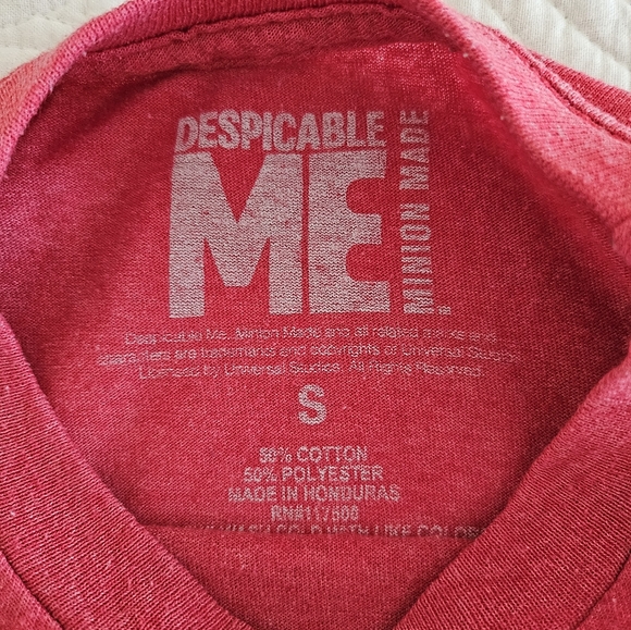 Minions Holiday Shirt - Picture 6 of 6